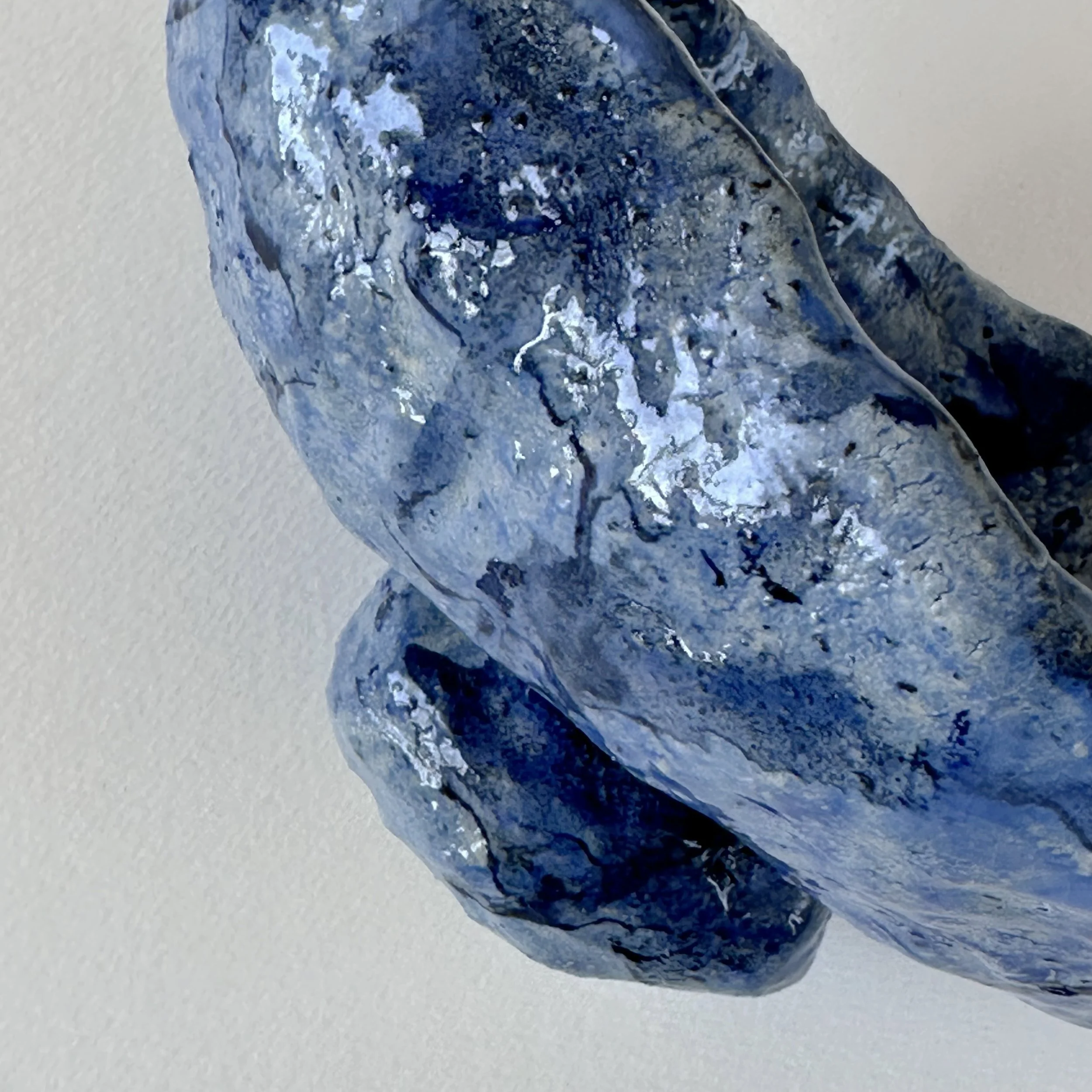 puru vessel_close_glaze.jpg
