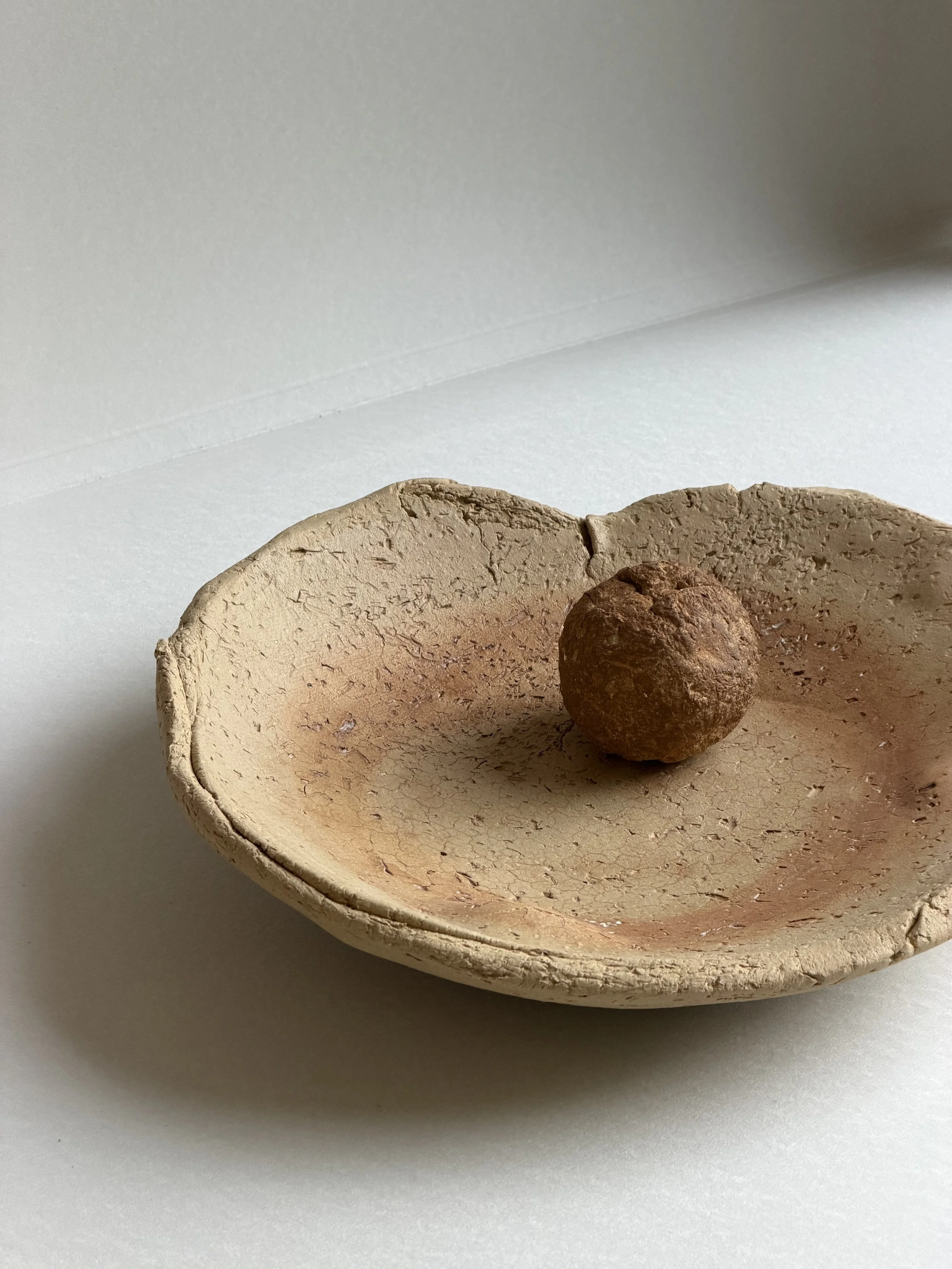Koraha Vessel XL_stone_close.jpg