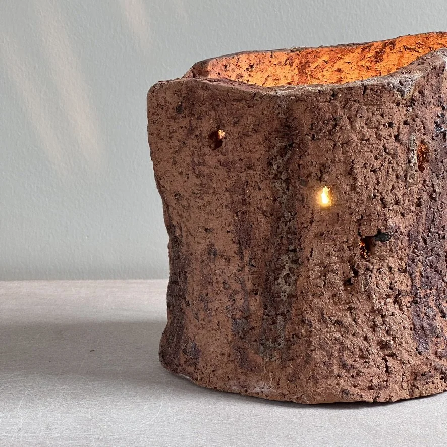 rakau_table light_close.jpg