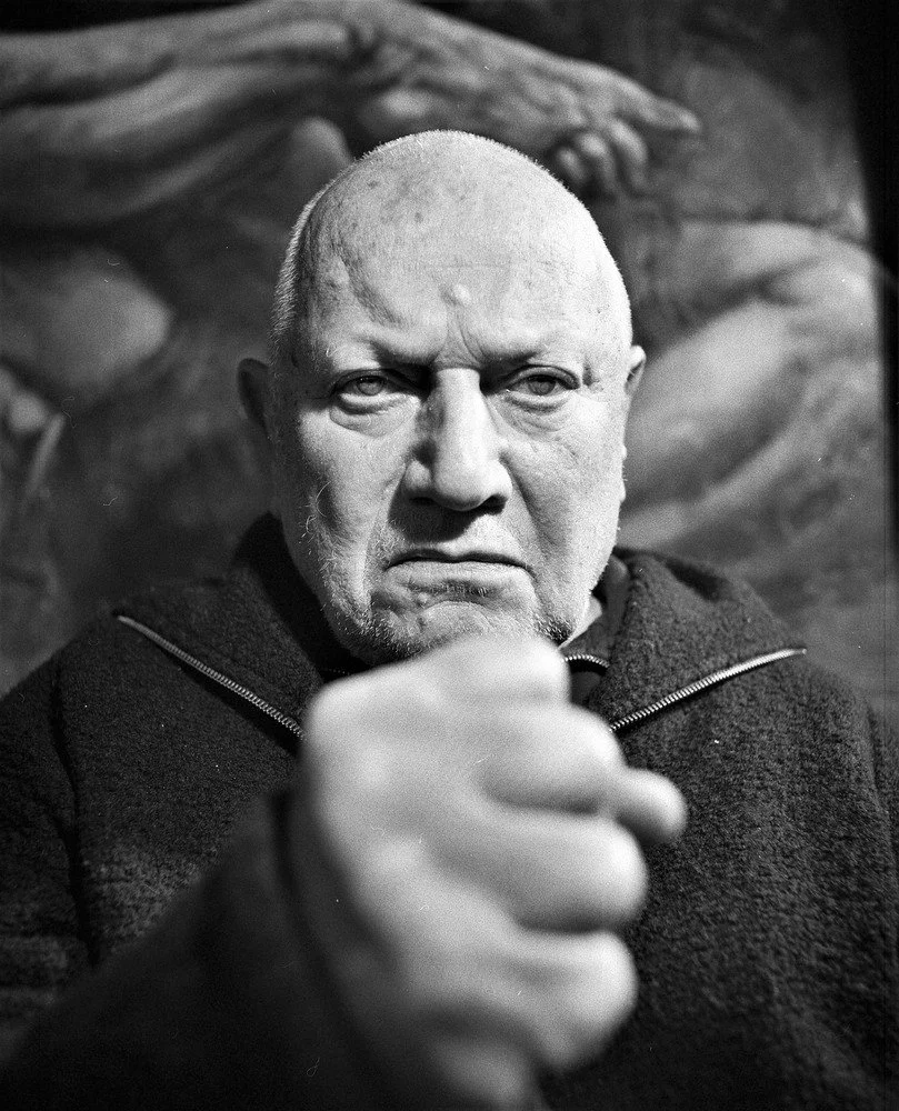 BERKOFF BY SANGES  © N8.jpg