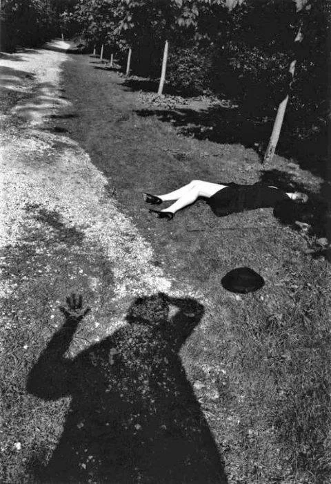 Self Portrait series N1  2005
Silver Gelatin print 1/6
Size: 80x90 cm
POA