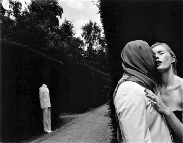 Circumstances N 150
Silver Gelatin print 2/6 
Size: 80x90 cm
POA