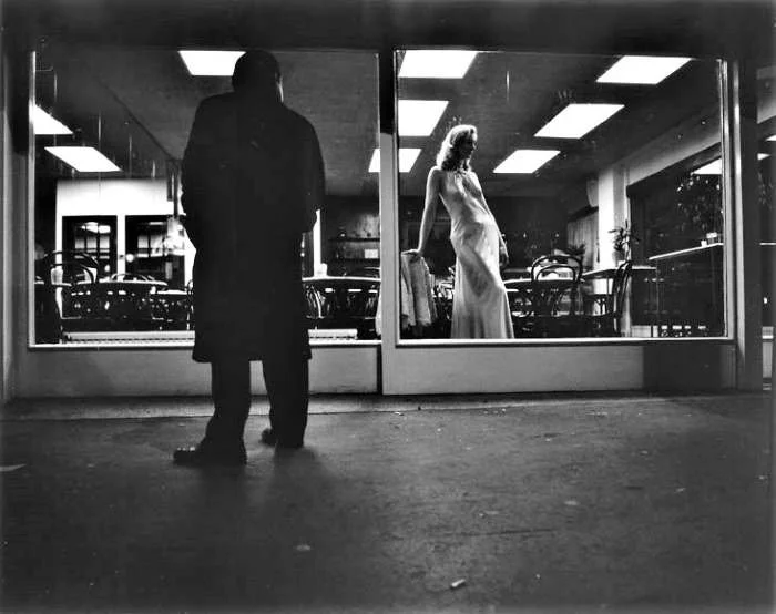 Circumstances N 37
Silver Gelatin print 2/6 
Size: 80x90
POA