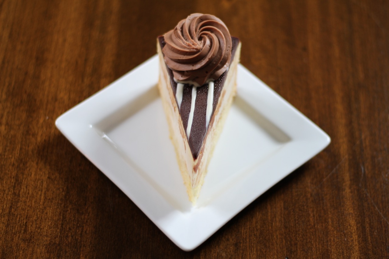 BuxtonInn_FoodTorte.jpeg