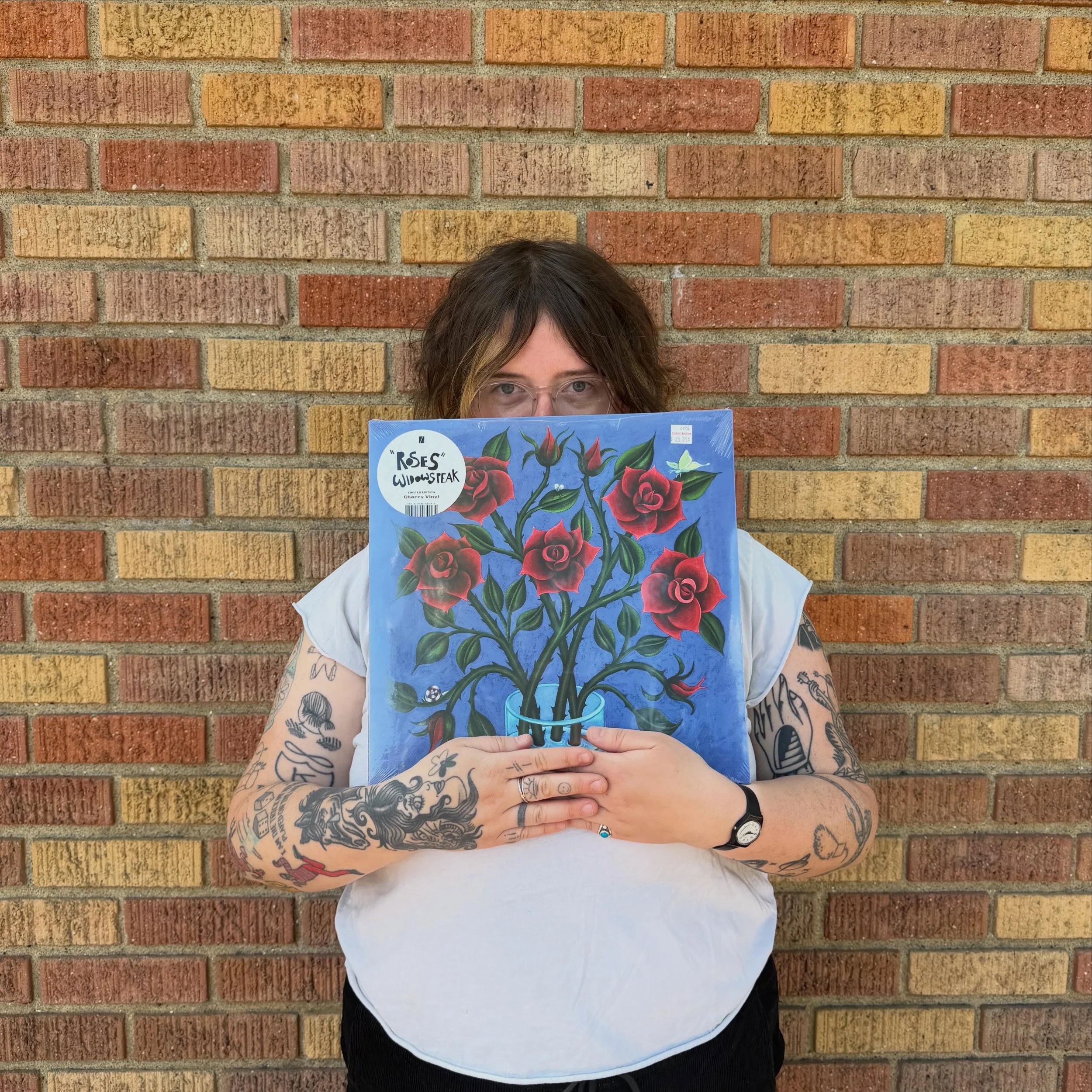 Happy Friday, Sonic Boomers! Once again, we have some fabulous new arrivals for you to peruse&hellip; 🤭

See ya TONIGHT at the Death Cab for Cutie (@deathcabforcutie) listening party at 6 pm!