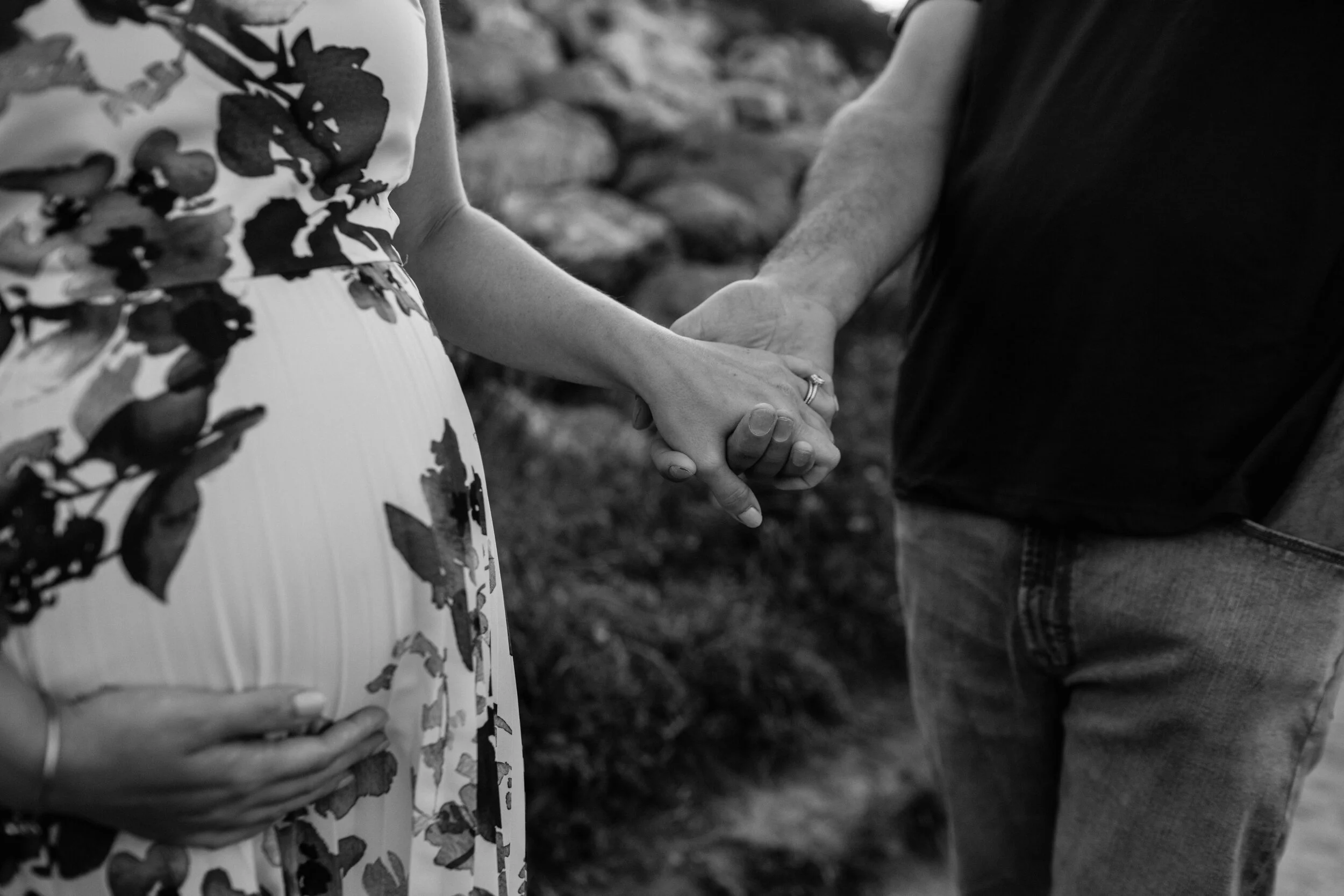 crystal+jimmy-maternity-213.jpg