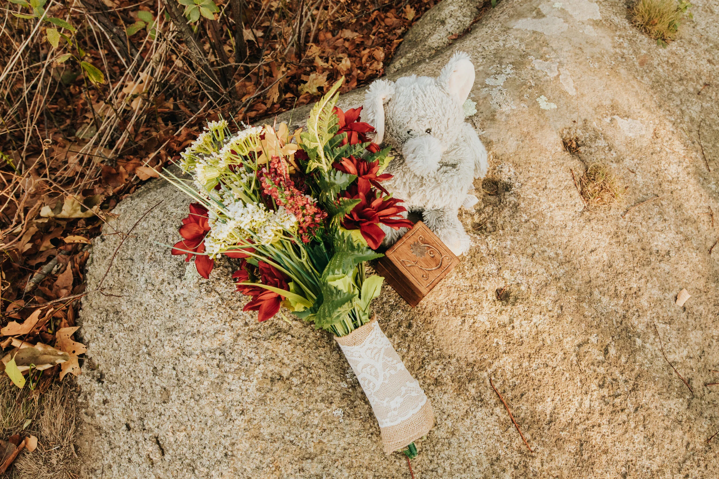 becki+kevin+styled+elopement-5.jpg