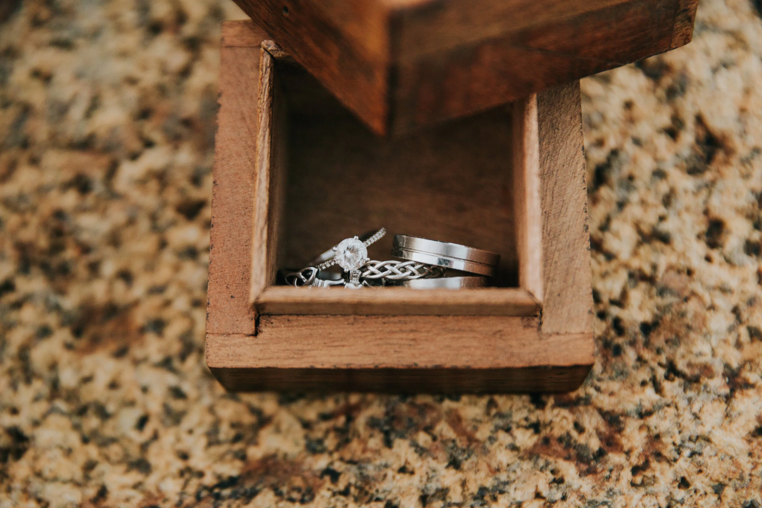 becki+kevin+styled+elopement-292.jpg