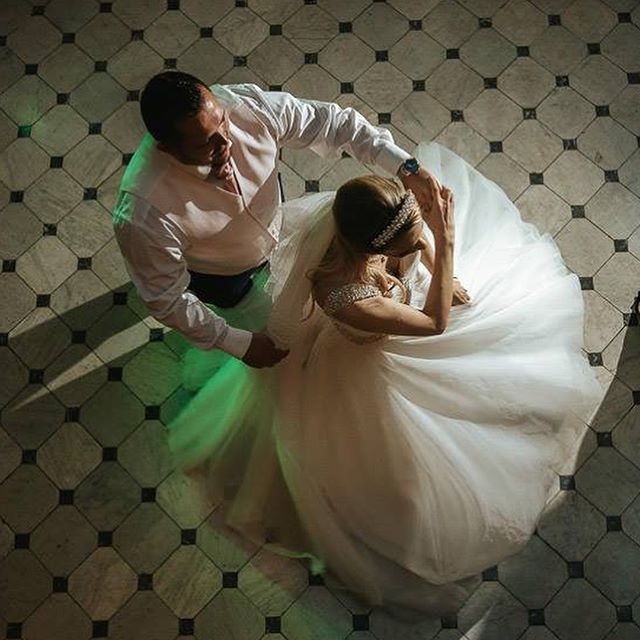 Thanks to @bluelilyweddings for the gorgeous photos of Carl &amp; Cardine&rsquo;s wedding last year! 👰🏻🤵🏻💍☀️🎸 #weddingband #firstdance #mountephraimgardens #wedding #brideandgroom #husbandandwife #mrandmrs #weddingdress