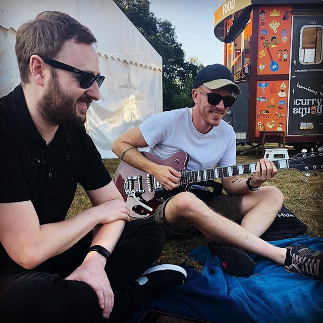 Pre-gig chills with the Rhythm Stars boys 🤓☀️🎸 #musician #gig #giglife #birthdayparty #weddingband #raybans #guitarist #guitar #picnic #marquee #outdoor