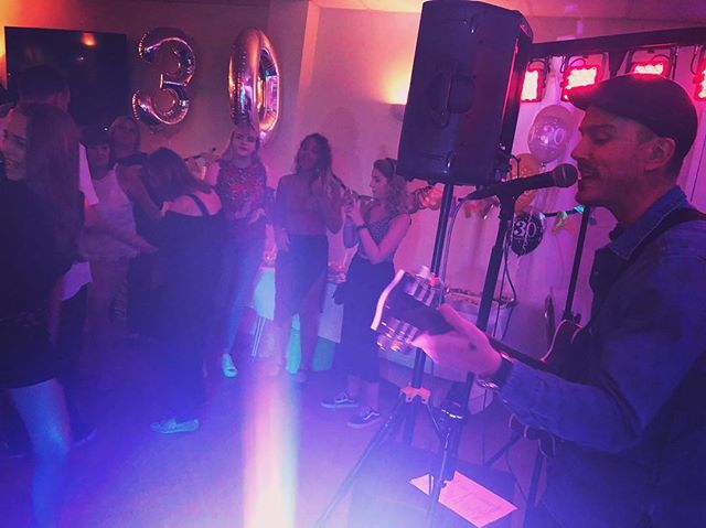 We had a lovely time celebrating Michael&rsquo;s 30th tonight! What a lovely bunch ☺️❤️🎂
&bull;
&bull;
#guitar #guitarist #singer @steffanjamesmusic #functionband #liveband #livemusic #party #partyband #birthdayparty #partymusic #30th #30thbirthday 