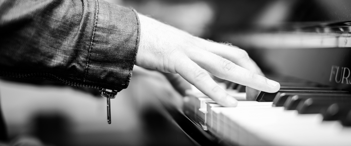 compose-a-song-for-piano.jpg