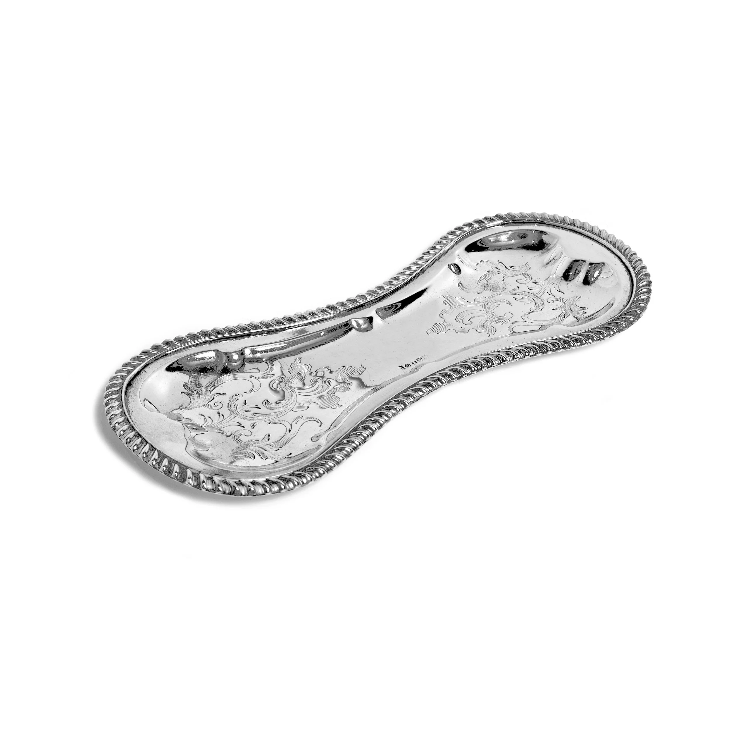Curved snuff tray.jpg