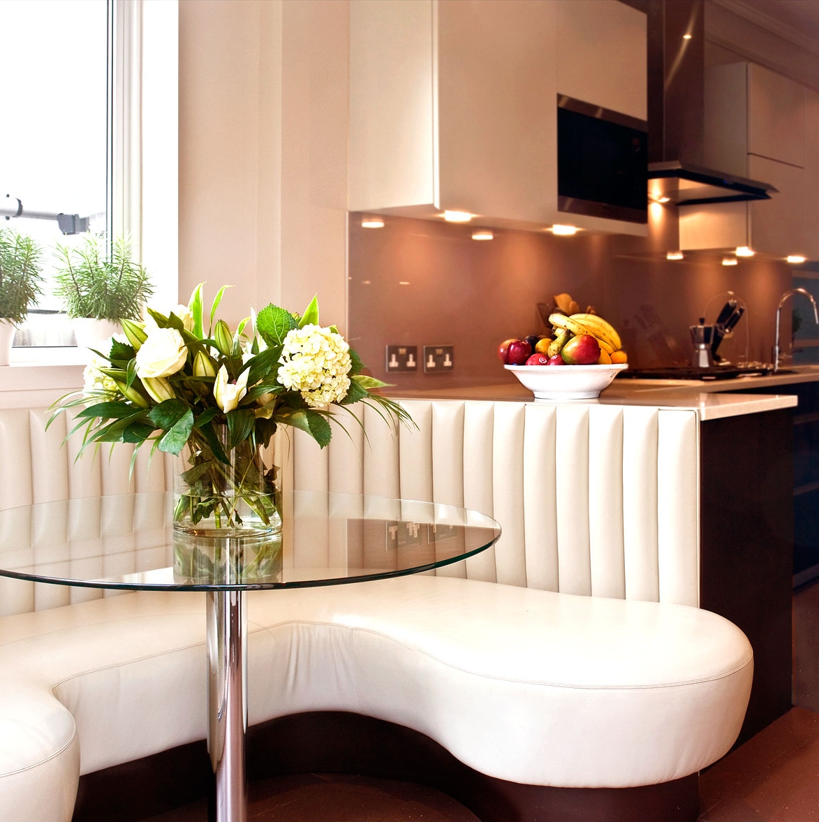 cream-leather-banquette.jpg