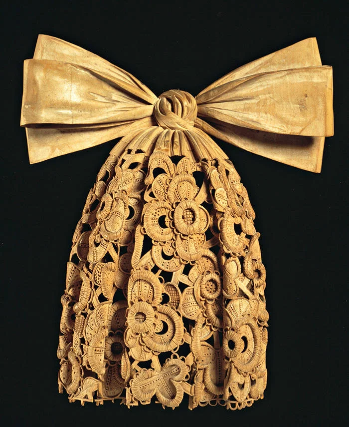 Cravat, carved in limewood by Grinling Gibbons