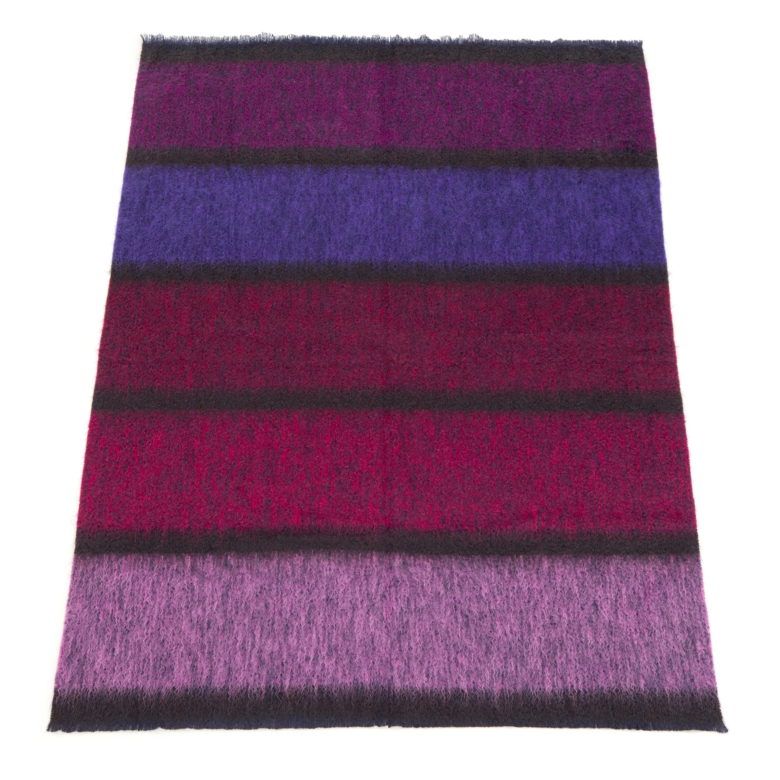 Copy+of+Eliska_mohair+prism+throw+in+rossetti34.jpg