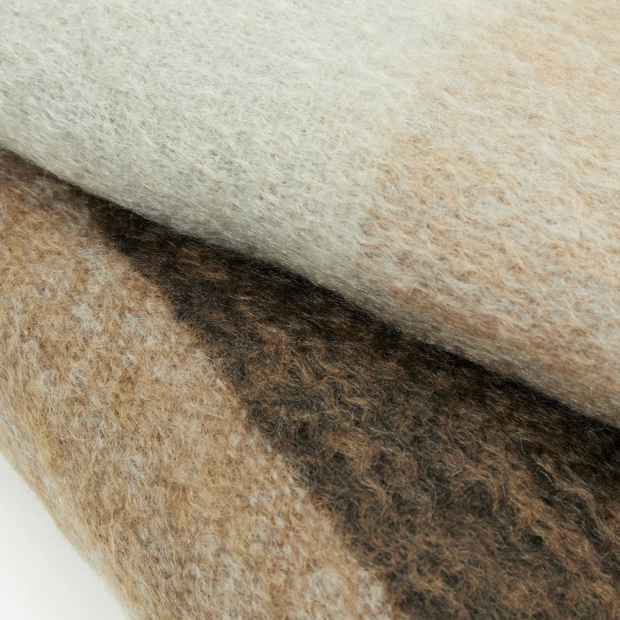 Eliska_Blankets_Mar21-45.jpg