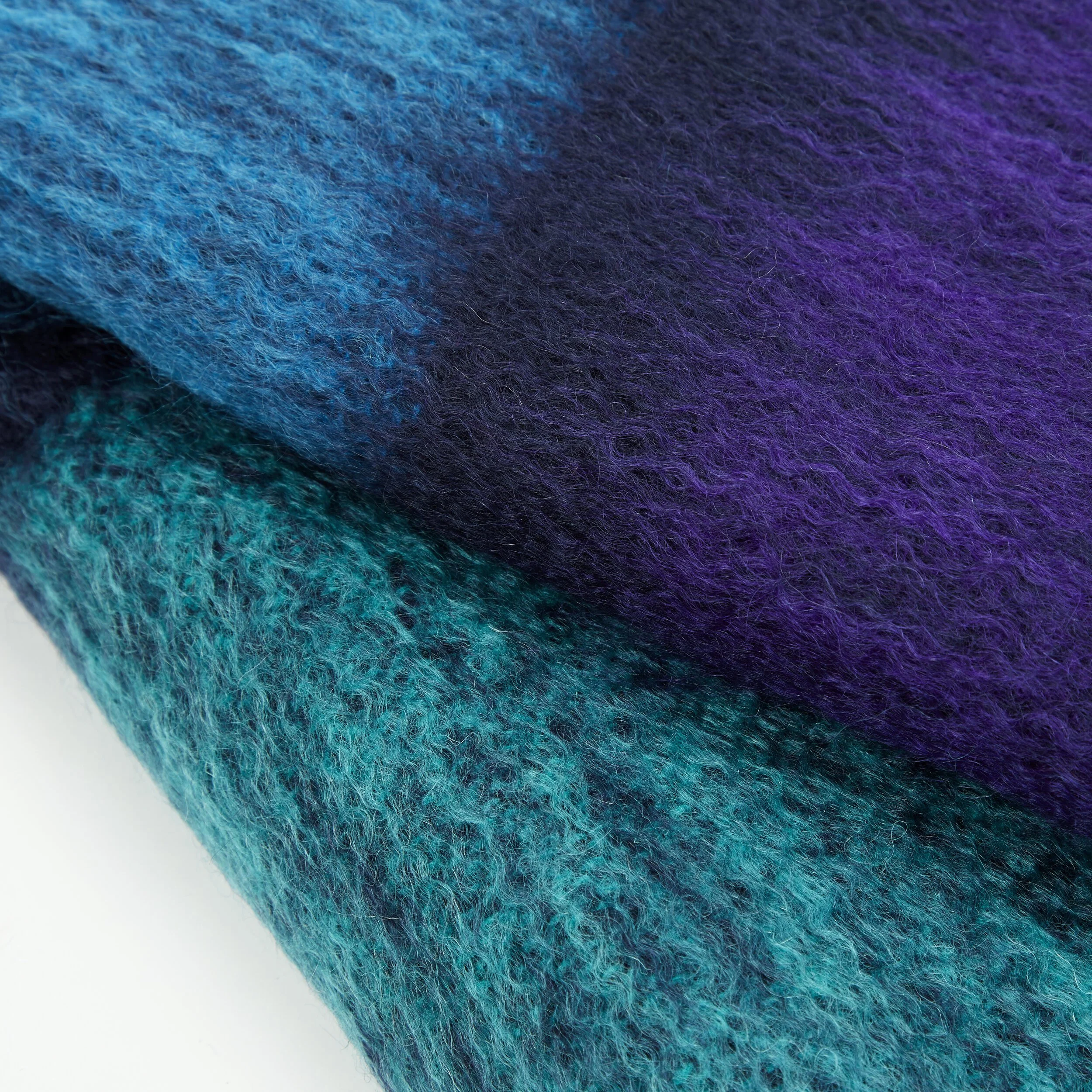 Eliska_Blankets_Mar21-42.jpg