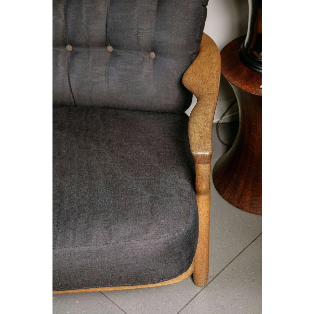 french-mid-century-oak-two-seat-sofa-by-guillerme-et-chambron-circa-1940-8694.jpeg