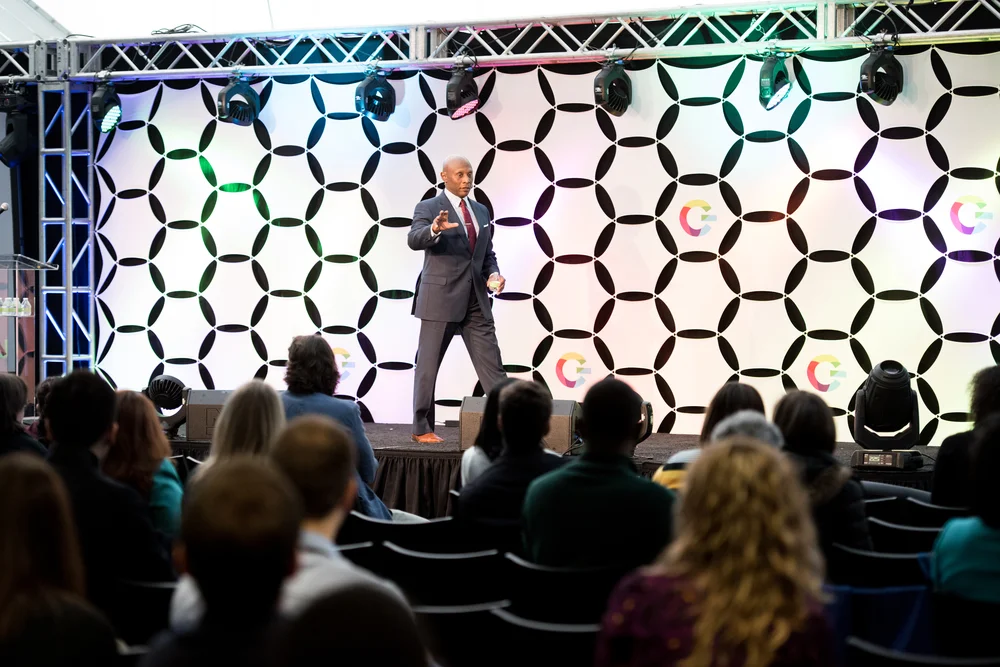 RWallace-LightCity-15.jpg