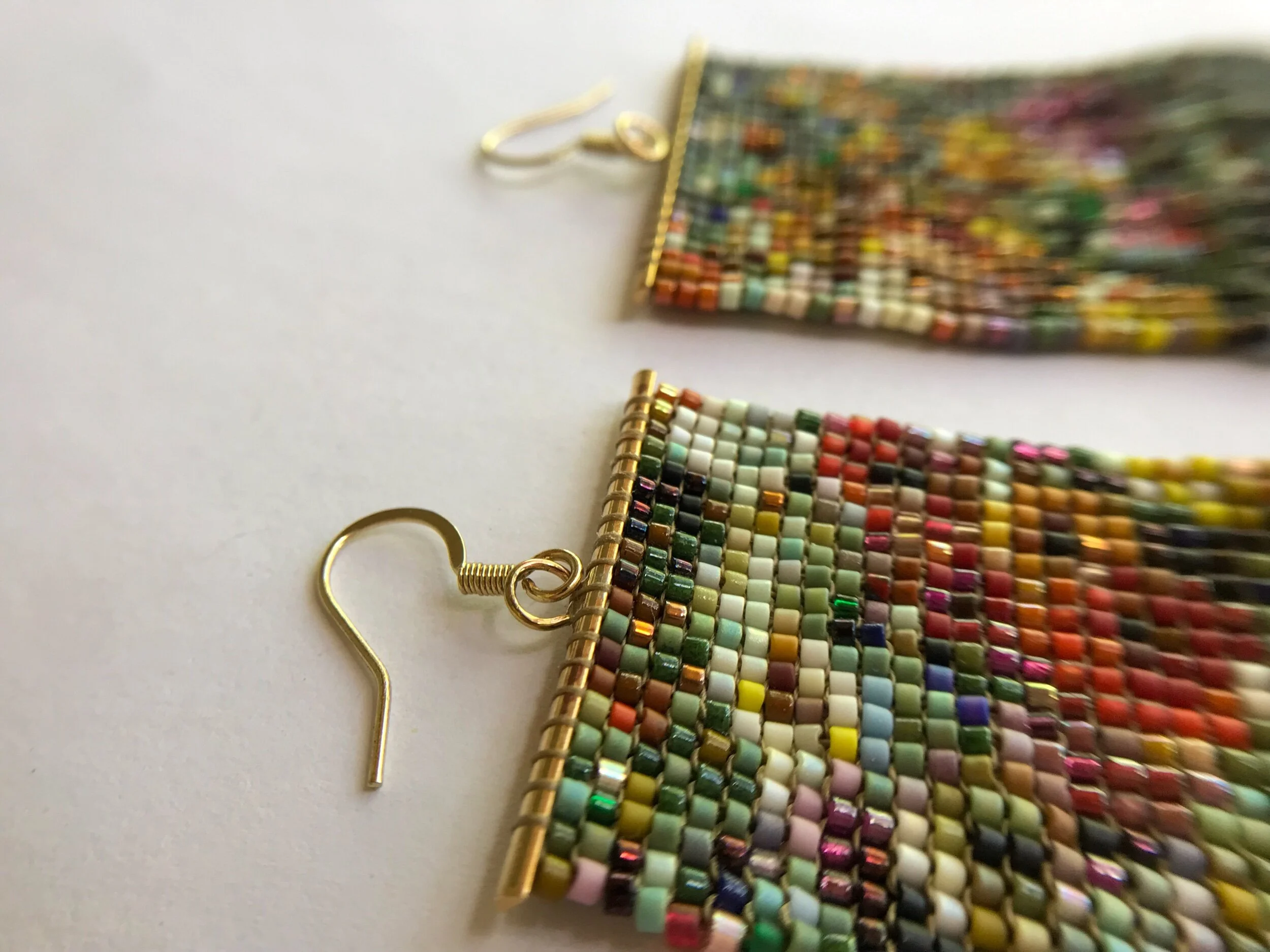 B6E054C1-7D88-4C8C-A92E-B53BA6240F29