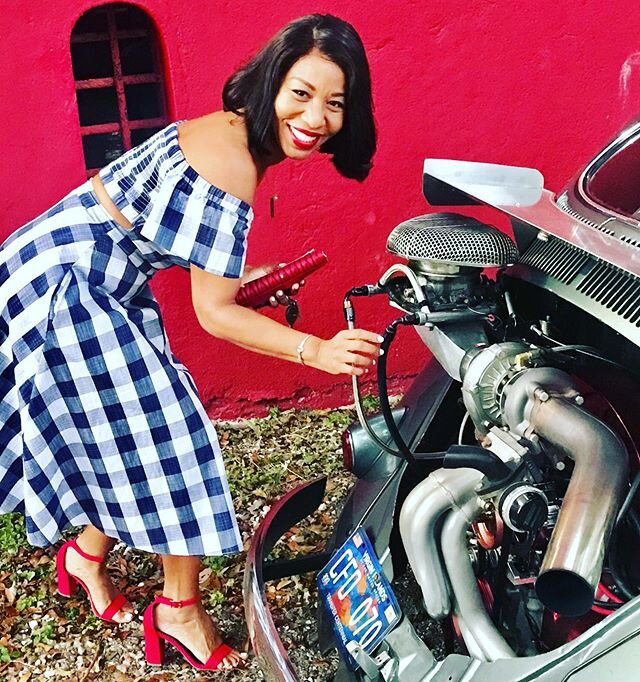 If you ever felt overwhelmed, exhausted, low on time and energy, stressed or burned out, it&rsquo;s time for a spiritual maintenance.  Check in with yourself:
I am Enough✅
I am Unique✅
I am Beautiful✅
I am Worthy✅
I am Glowing✅
I am Divine✅
I am Happ