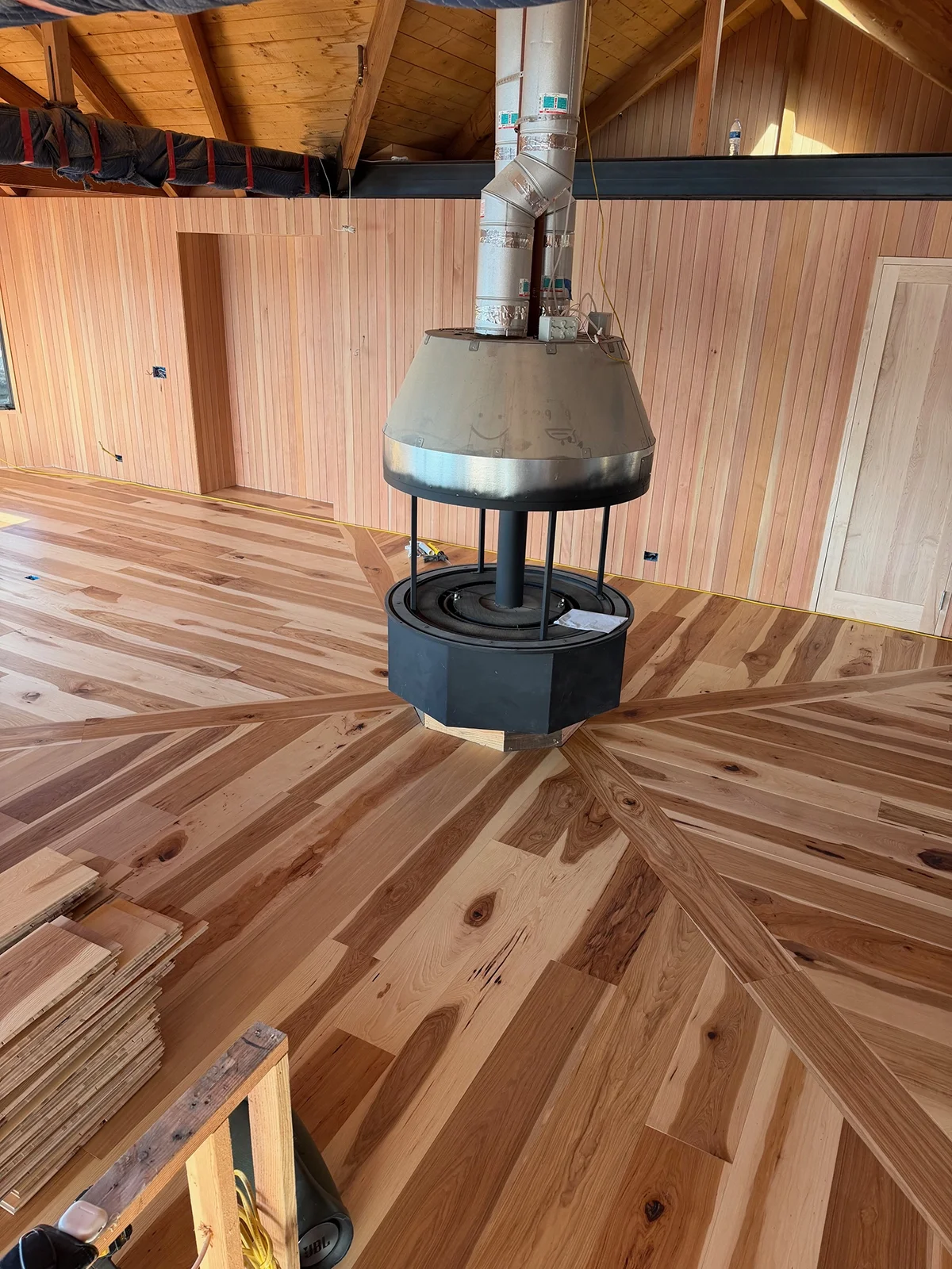 Cabin02.webp