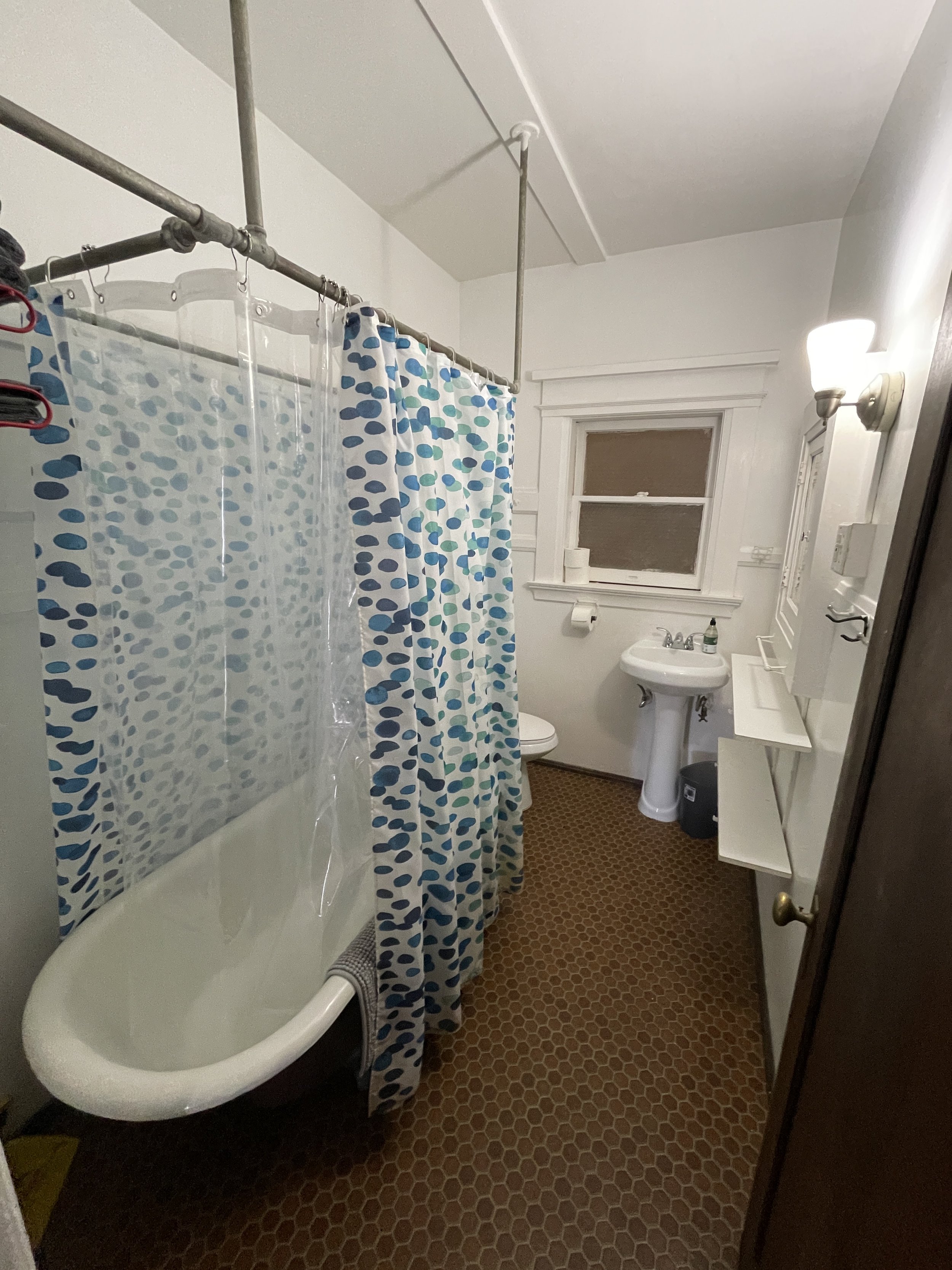2523_BATH_ALL.JPG