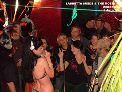 labretta suede bassy.jpg