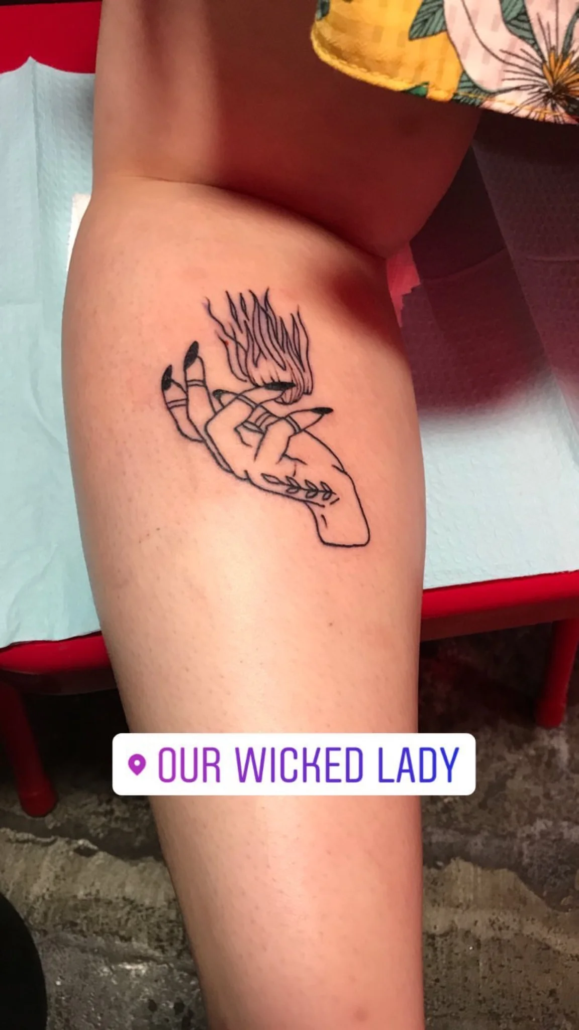PHOTO: @hen.wife / Instagram