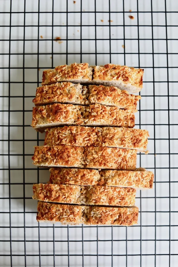 Grain-Free Banana Bread with Crunch Topping