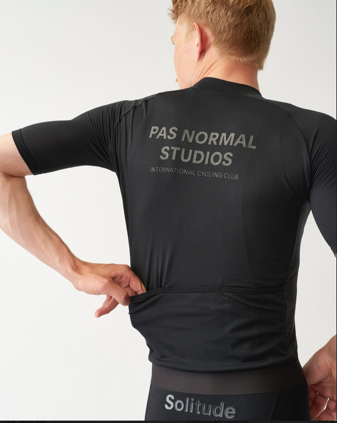 Solitude Mesh Jersey - Black — Maglia Rosa