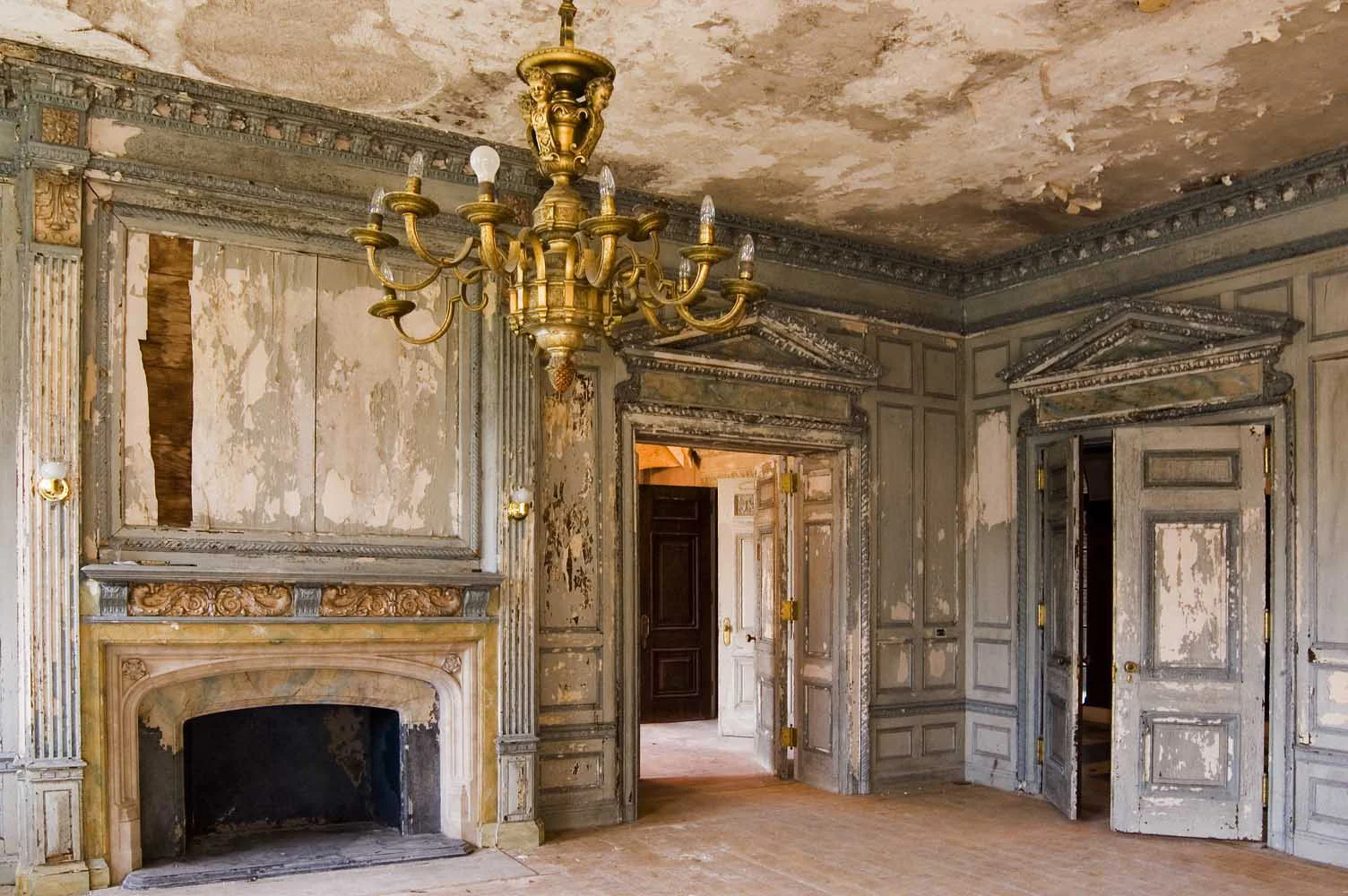 manor house.jpg