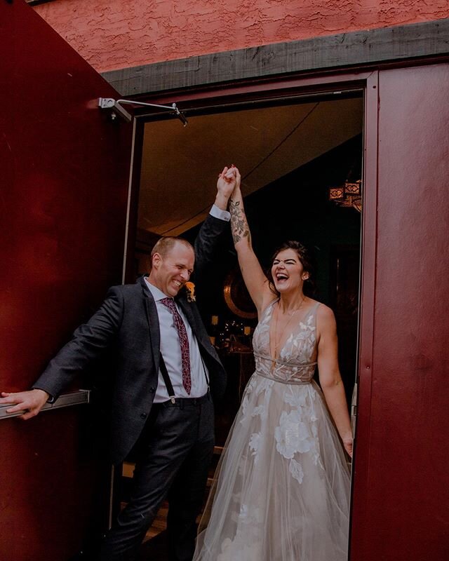 The &quot;OMG just married&quot; shot is one of my favourites that I make all my couples do 💗 I love this one and was so happy to be apart of this wedding. We had so much fun, and laughed so much☺️😉