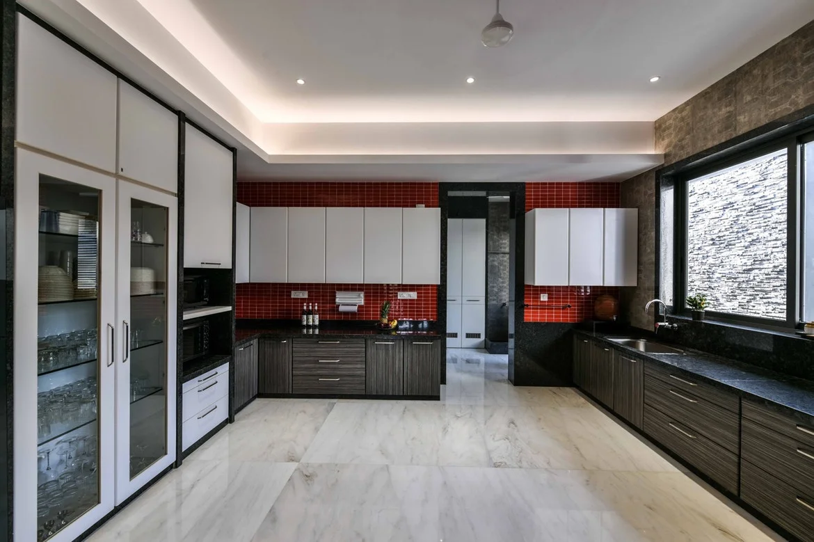 Modern Mixed Finish Kitchen