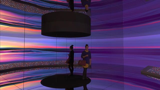 proje&ccedil;&atilde;o do horizonte: o infinito atrav&eacute;s de espelhos
horizone projection: infinity through mirrors
