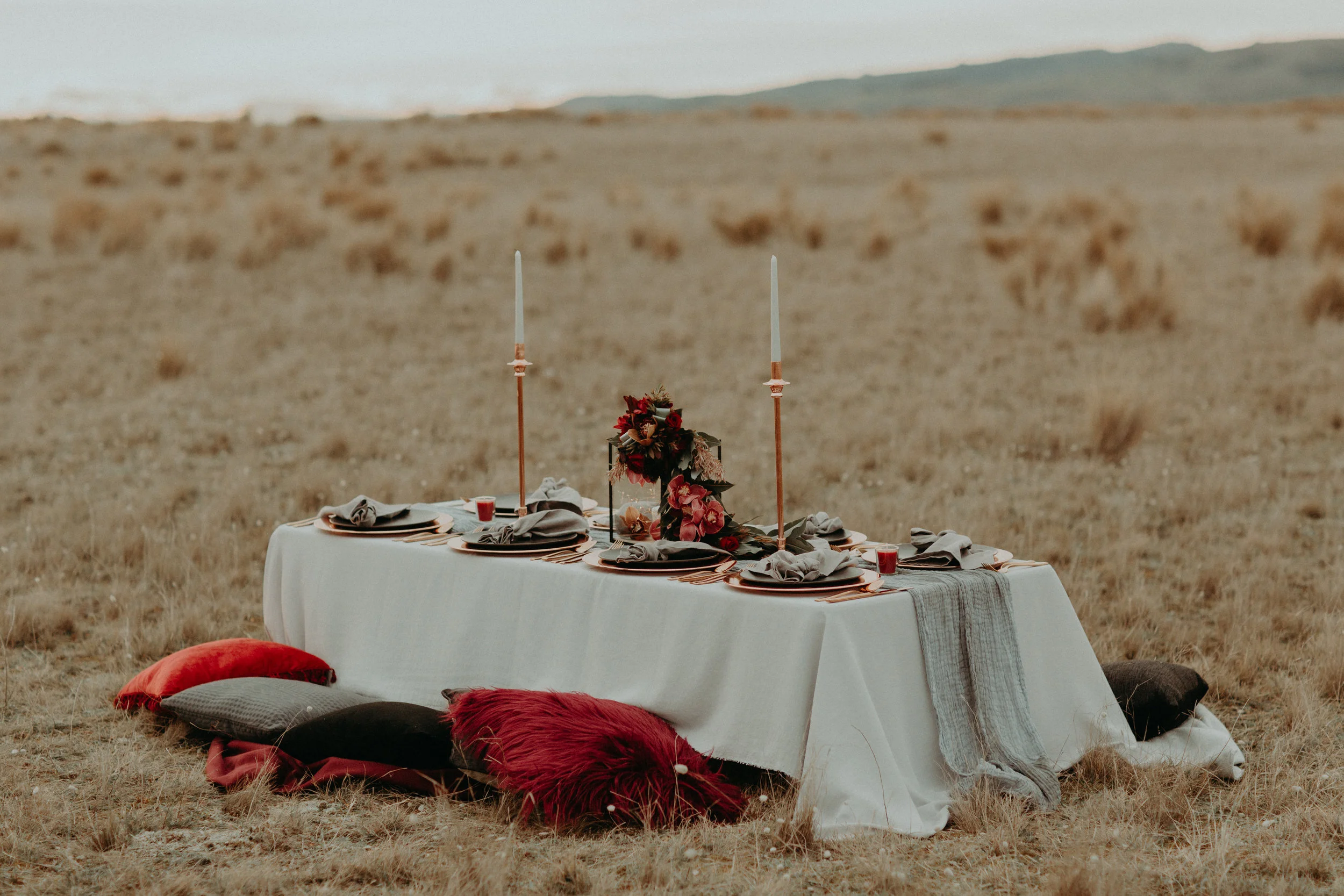 editorial table setting in location