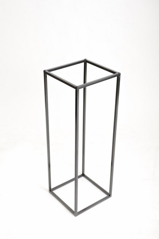 Metal Centerpiece Plinth 80cm H (Black)
