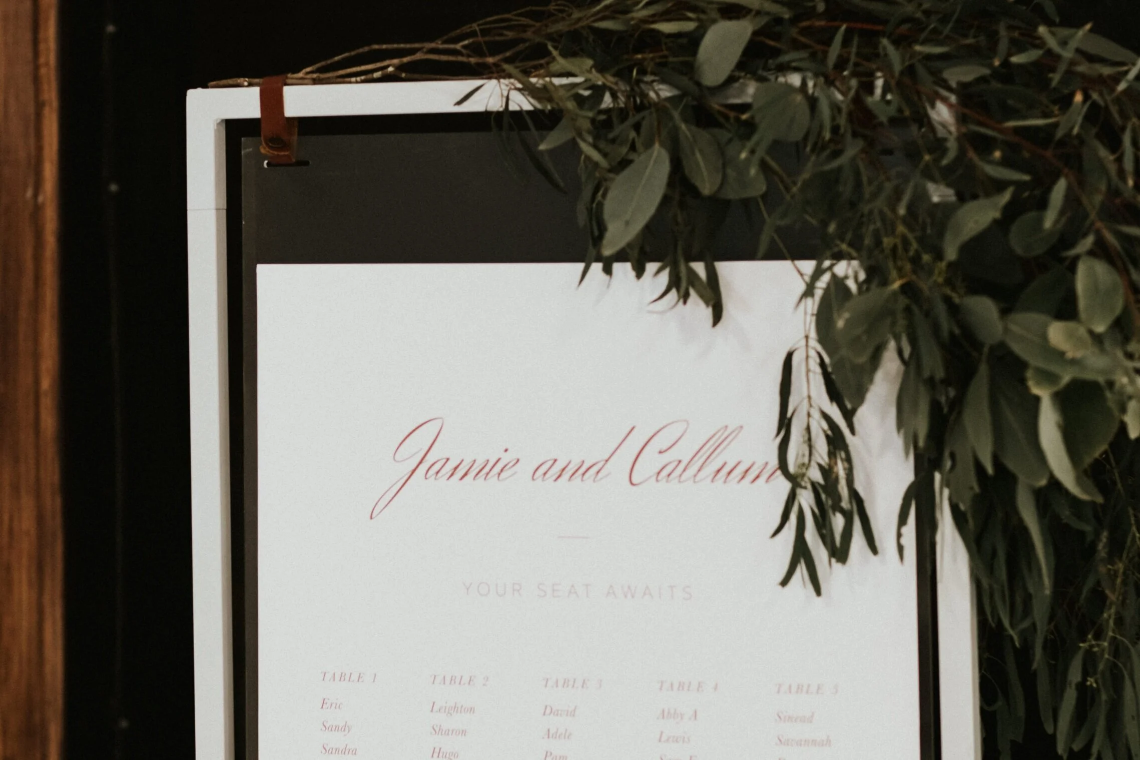 Metal Swing Stand (White)