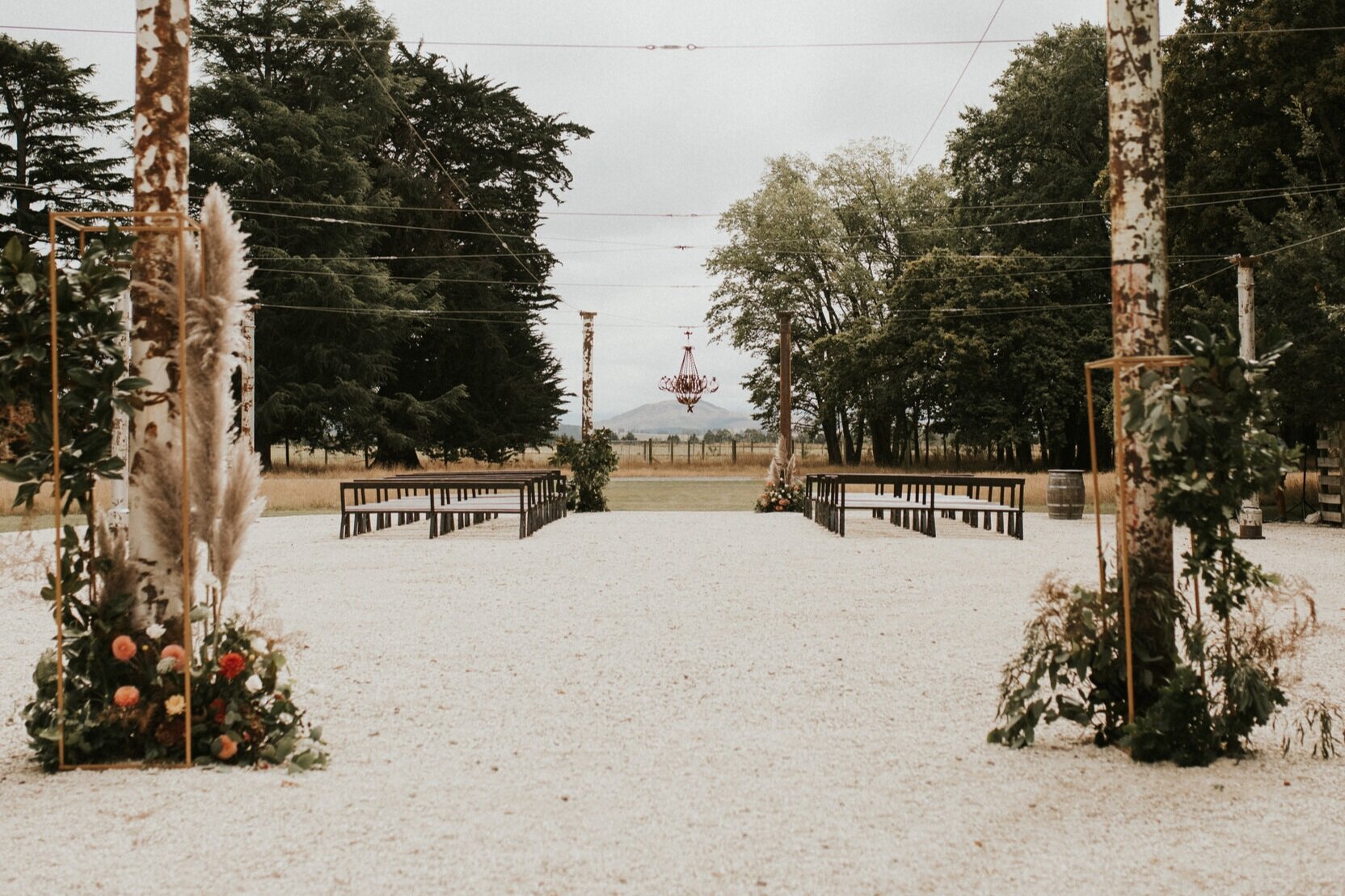 Large Metal Plinth 1.5m H &amp; 2.1m (Gold)