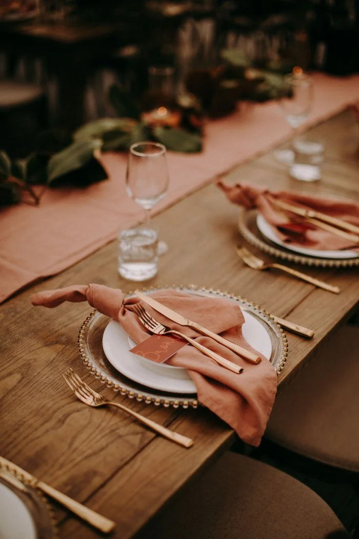 Sarah & Trent-1125_700x1050.jpg