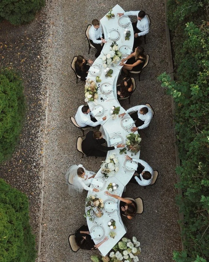 Your Pinterest board called - she&rsquo;s ready for her glow-up.
Straight tables are good. Serpentine tables? Iconic. 
They&rsquo;re what you choose when you want your wedding to feel custom, creative, and a little bit couture.

But warning: styling 