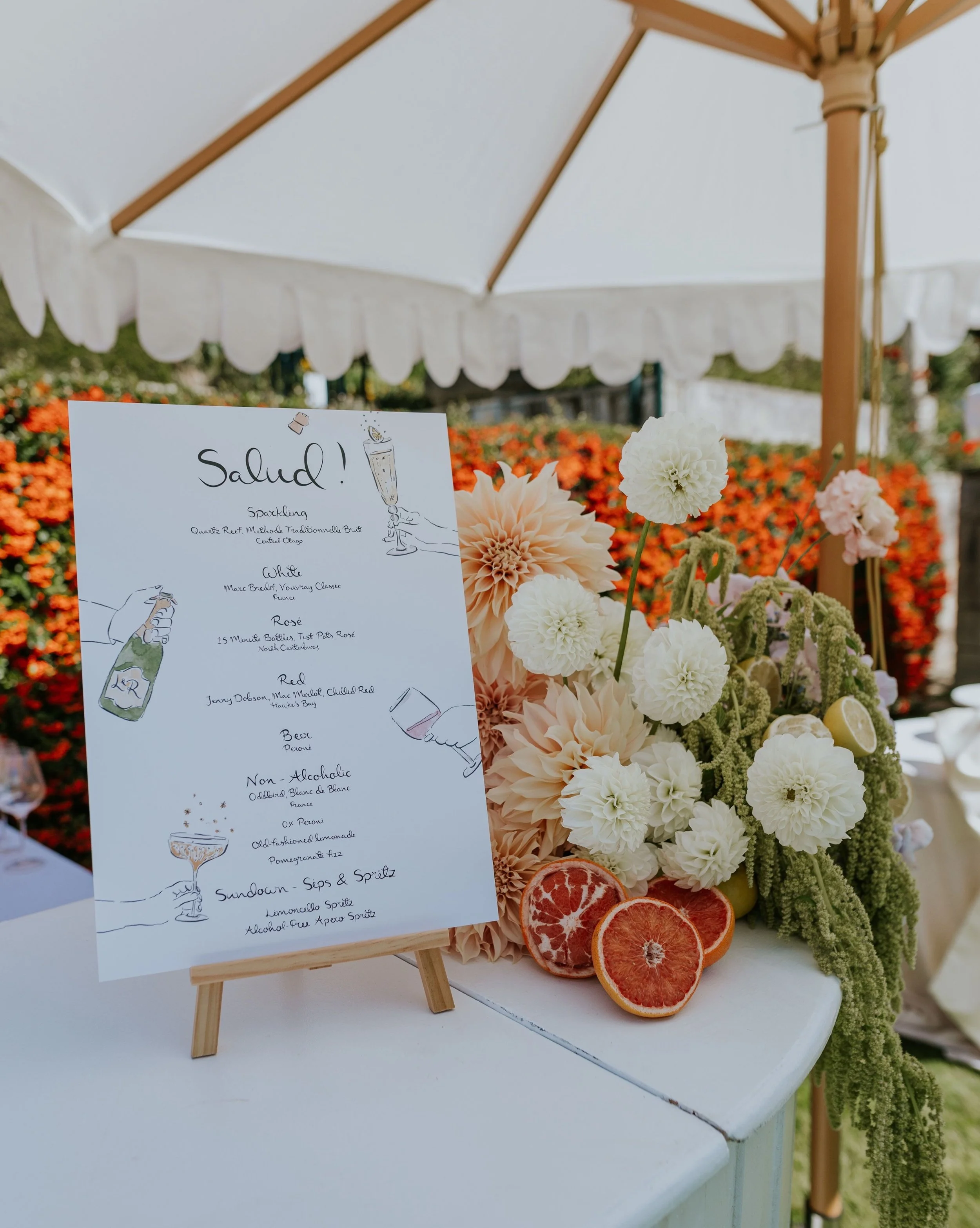 Ōhinetahi Gardens really knows how to show off ✨

Leticia and Rory&rsquo;s wedding was the kind of day that makes you slow down for a second.

A tucked-away garden ceremony, cocktails in the sunshine, a long lunch under scalloped umbrellas, soft line