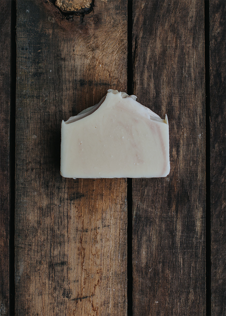 ShamrockFarm_SweetPeaCalendula_Soap2.png