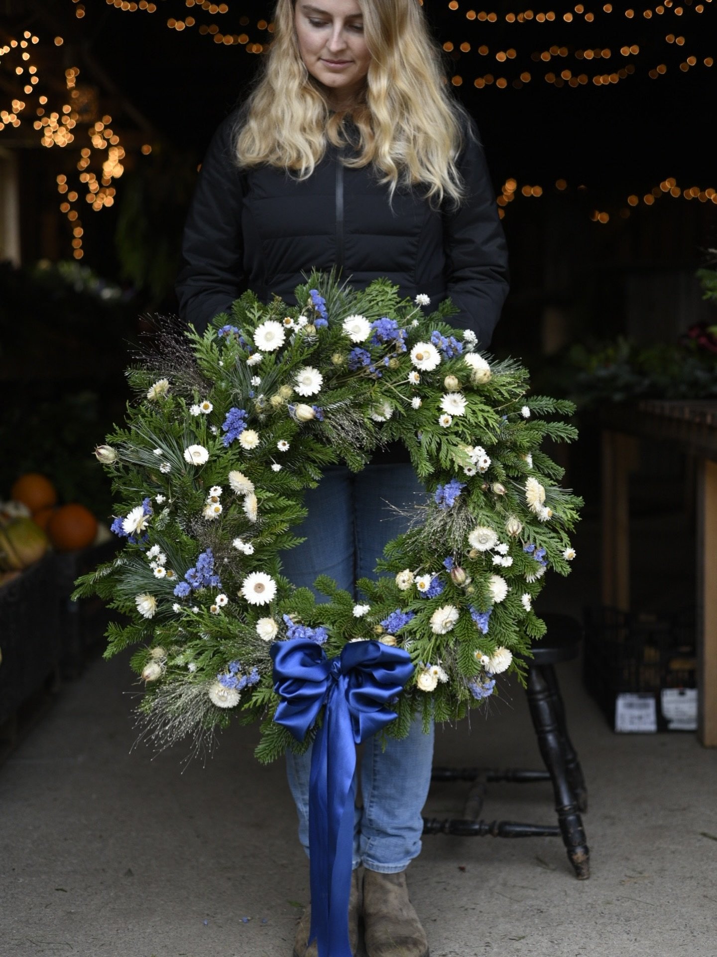 Only 4 days until our Winter Farm Market! 

🌲Dec 3&ndash;7, 9am&ndash;3pm.

Our team has been hard at work creating wreaths, swags &amp; more.
✨ Check out this wreath made today by Mei Li! Incredible!!