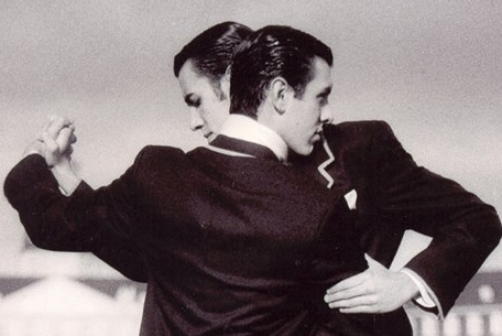 SWITCH: Chicago Queer Partner Dancing