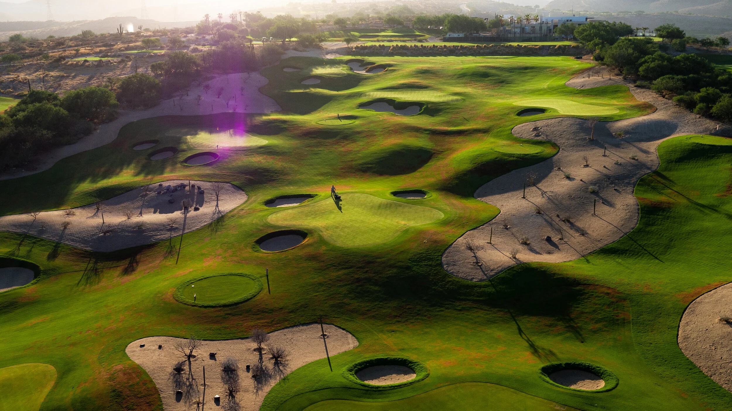 @vstr.xyz -PuertaCortes-10.jpg