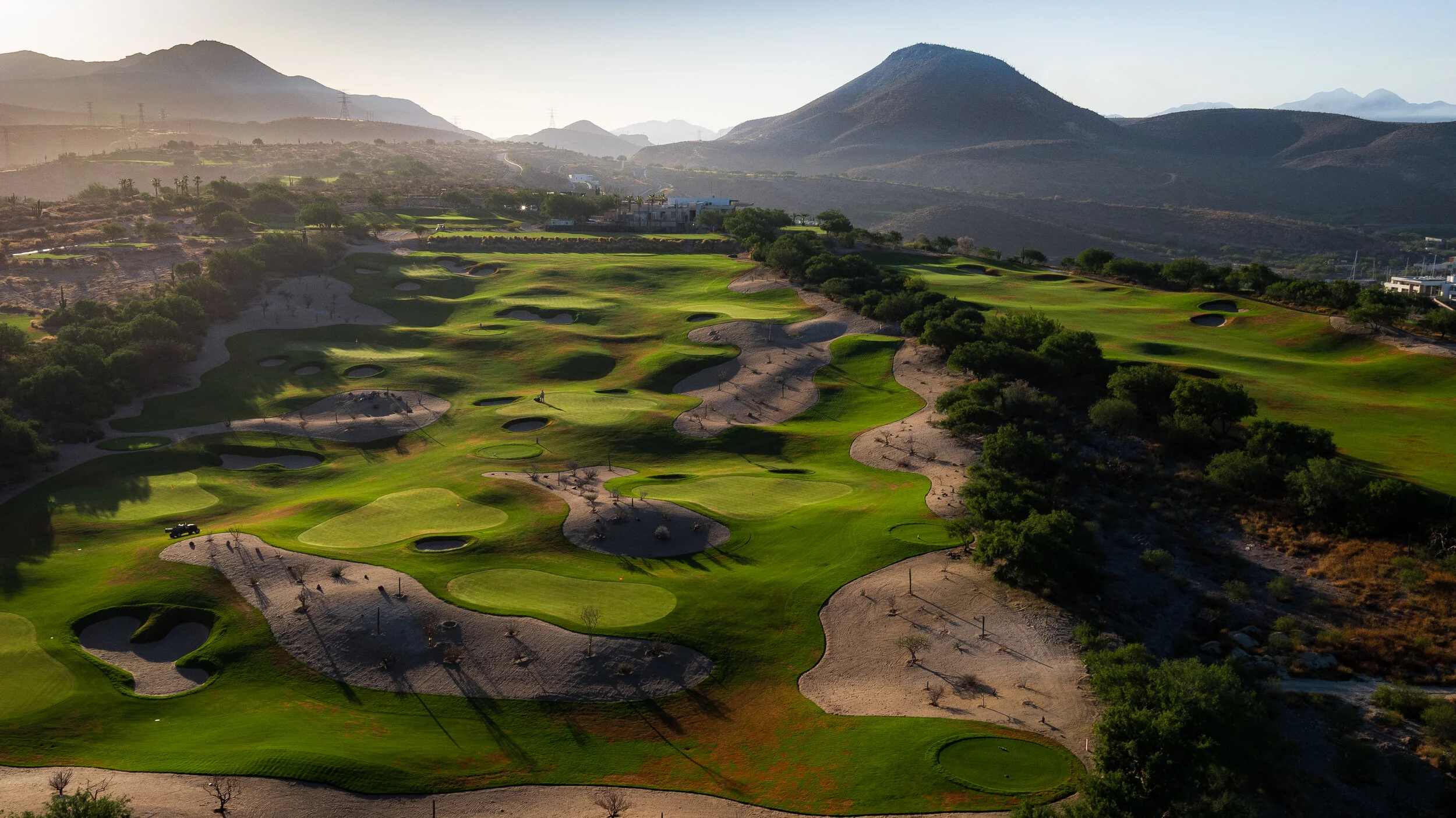 @vstr.xyz -PuertaCortes-12.jpg