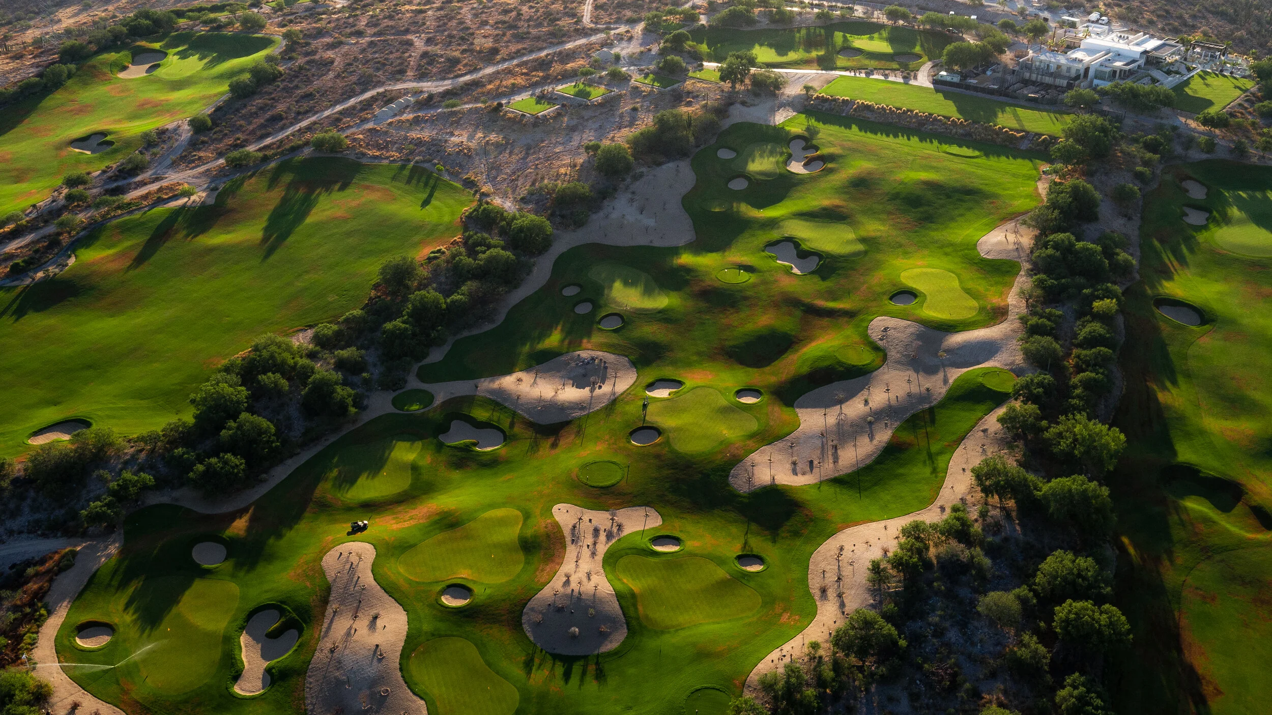 @vstr.xyz -PuertaCortes-14.jpg