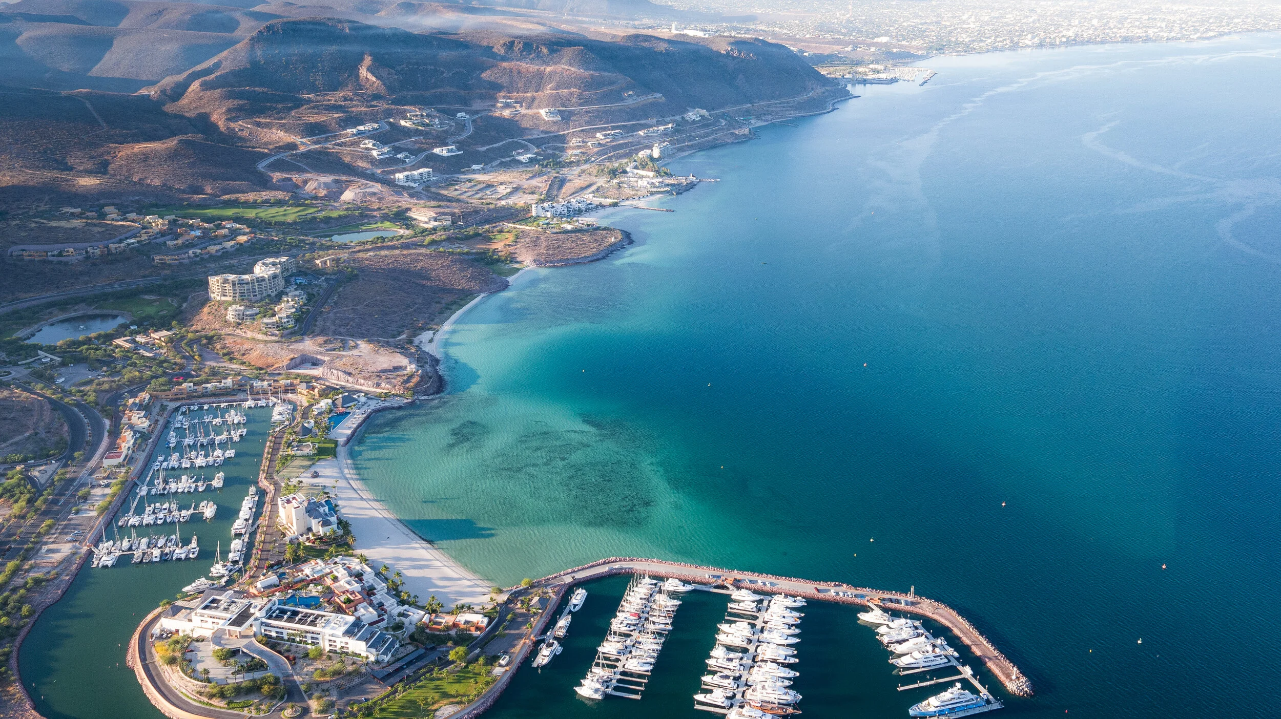 @vstr.xyz -PuertaCortes-20.jpg